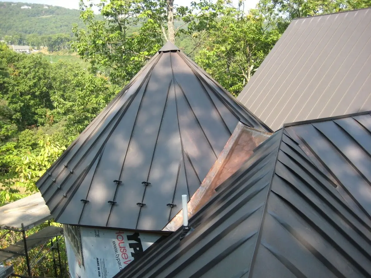 Professional Shingle Replacement & Repair by Craftsman Roofing in Ansonia
